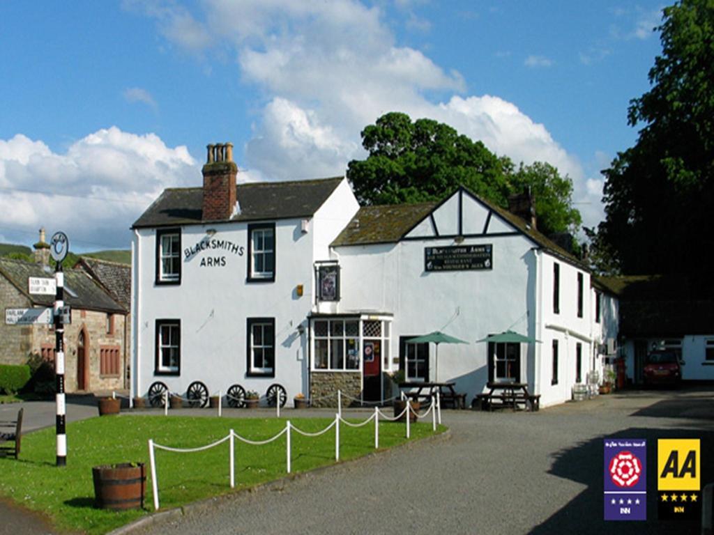 The Blacksmiths Arms Hotel Brampton  Bagian luar foto